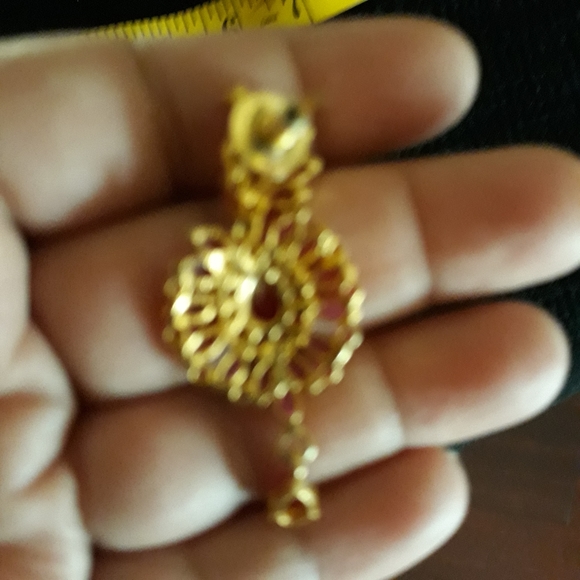 Earrings - Picture 5 of 6